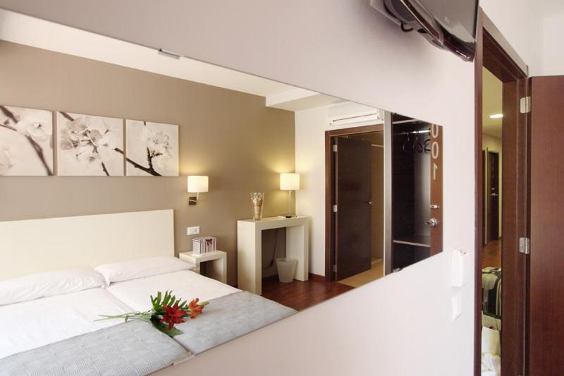 Dormavalencia Hostel Regne Экстерьер фото