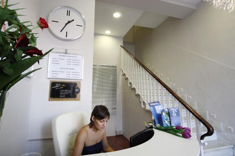 Dormavalencia Hostel Regne Экстерьер фото
