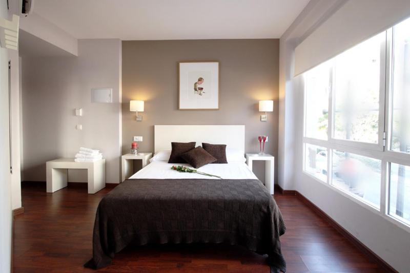 Dormavalencia Hostel Regne Экстерьер фото