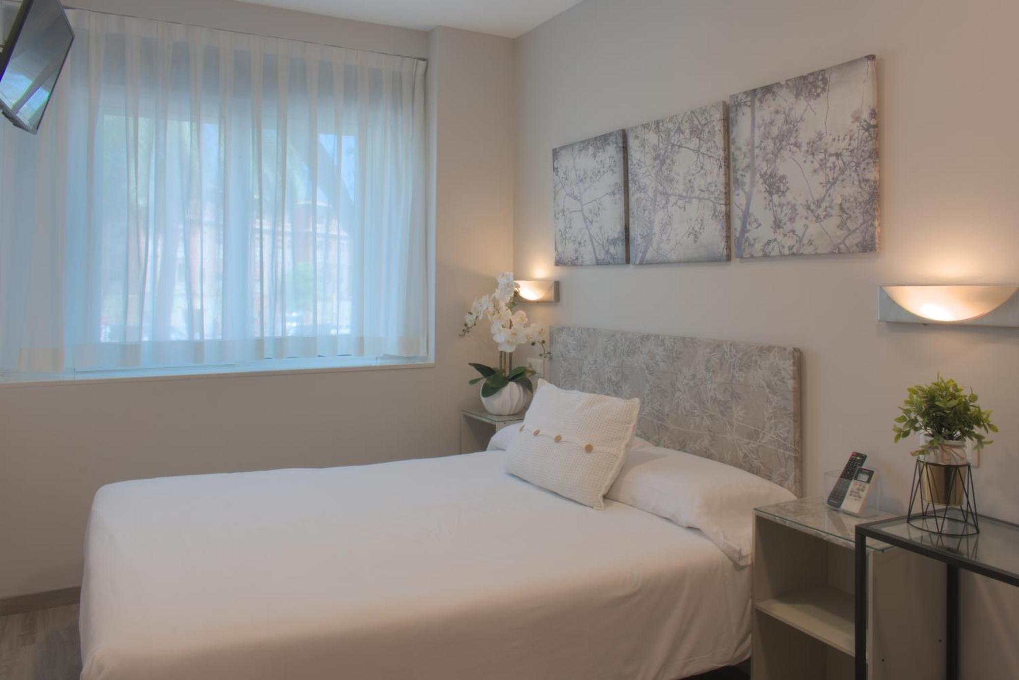 Dormavalencia Hostel Regne Экстерьер фото