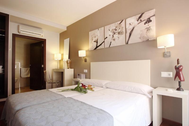 Dormavalencia Hostel Regne Экстерьер фото
